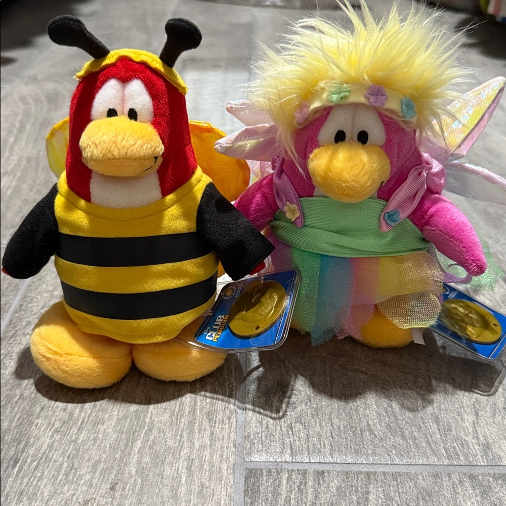 Disney Club Penguin Bumble Bee Bourdon and Faery Fee